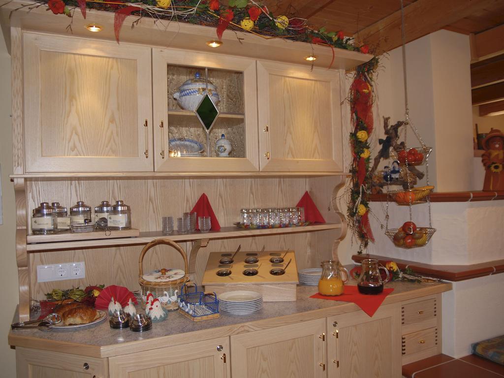 Pension Weiss Hohenwarth ภายนอก รูปภาพ
