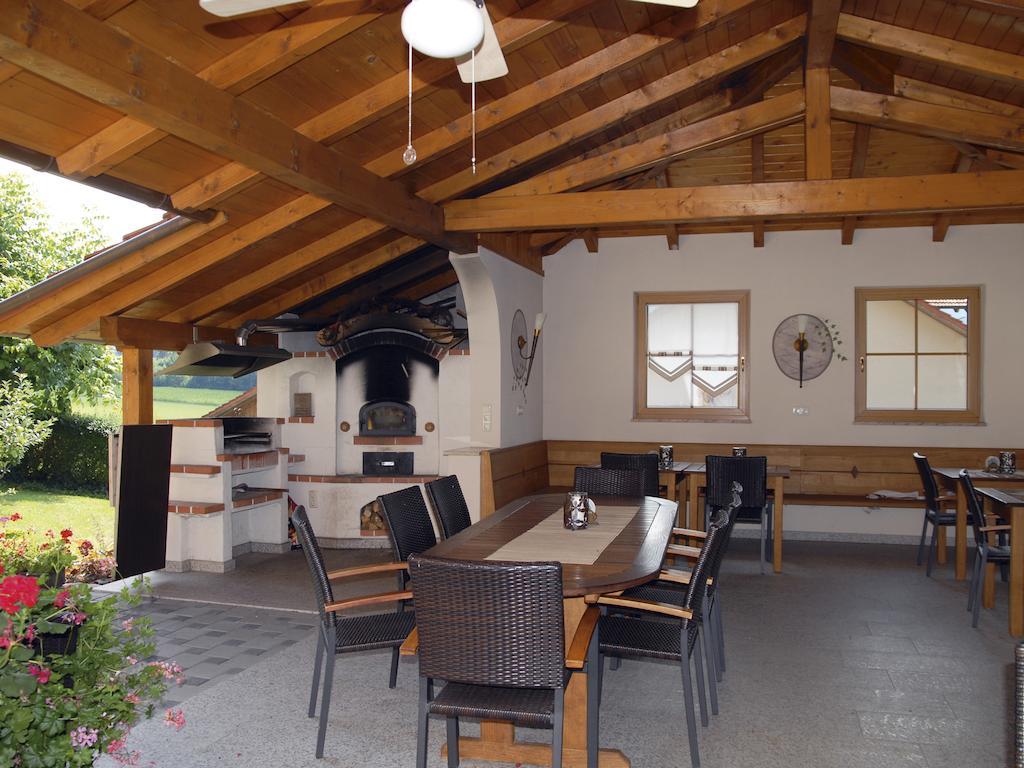 Pension Weiss Hohenwarth ภายนอก รูปภาพ