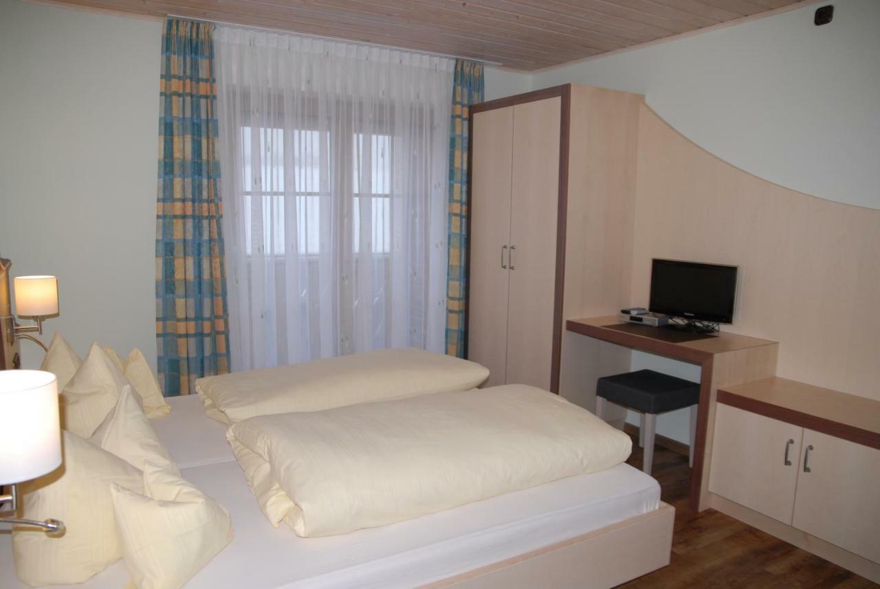 Pension Weiss Hohenwarth ภายนอก รูปภาพ