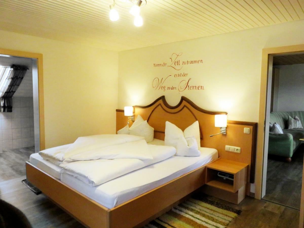 Pension Weiss Hohenwarth ภายนอก รูปภาพ